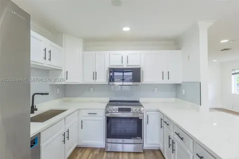 30 NW 159th Street Miami FL 33169