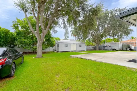 30 NW 159th Street Miami FL 33169