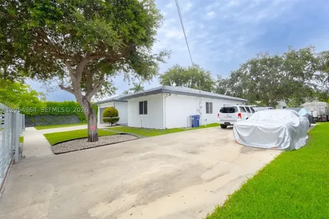 30 NW 159th Street Miami FL 33169