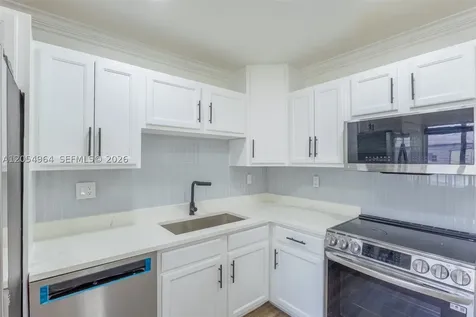 30 NW 159th Street Miami FL 33169