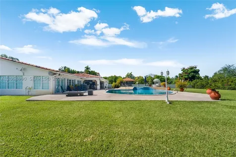 2605 SW 115th Avenue Miami FL 33165