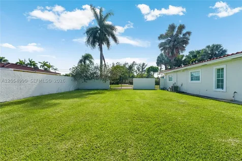 2605 SW 115th Avenue Miami FL 33165