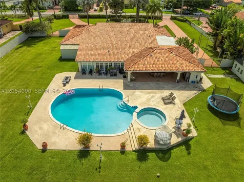 2605 SW 115th Avenue Miami FL 33165