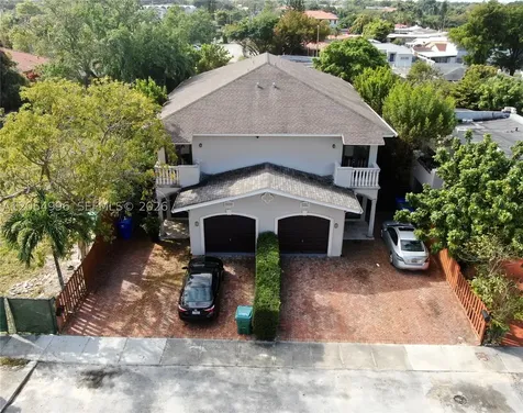 3268 SW 25th Terrace Miami FL 33133