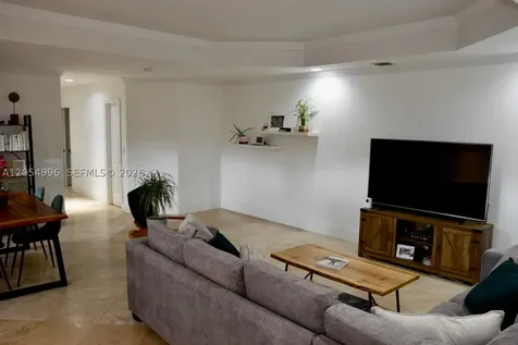3268 SW 25th Terrace Miami FL 33133