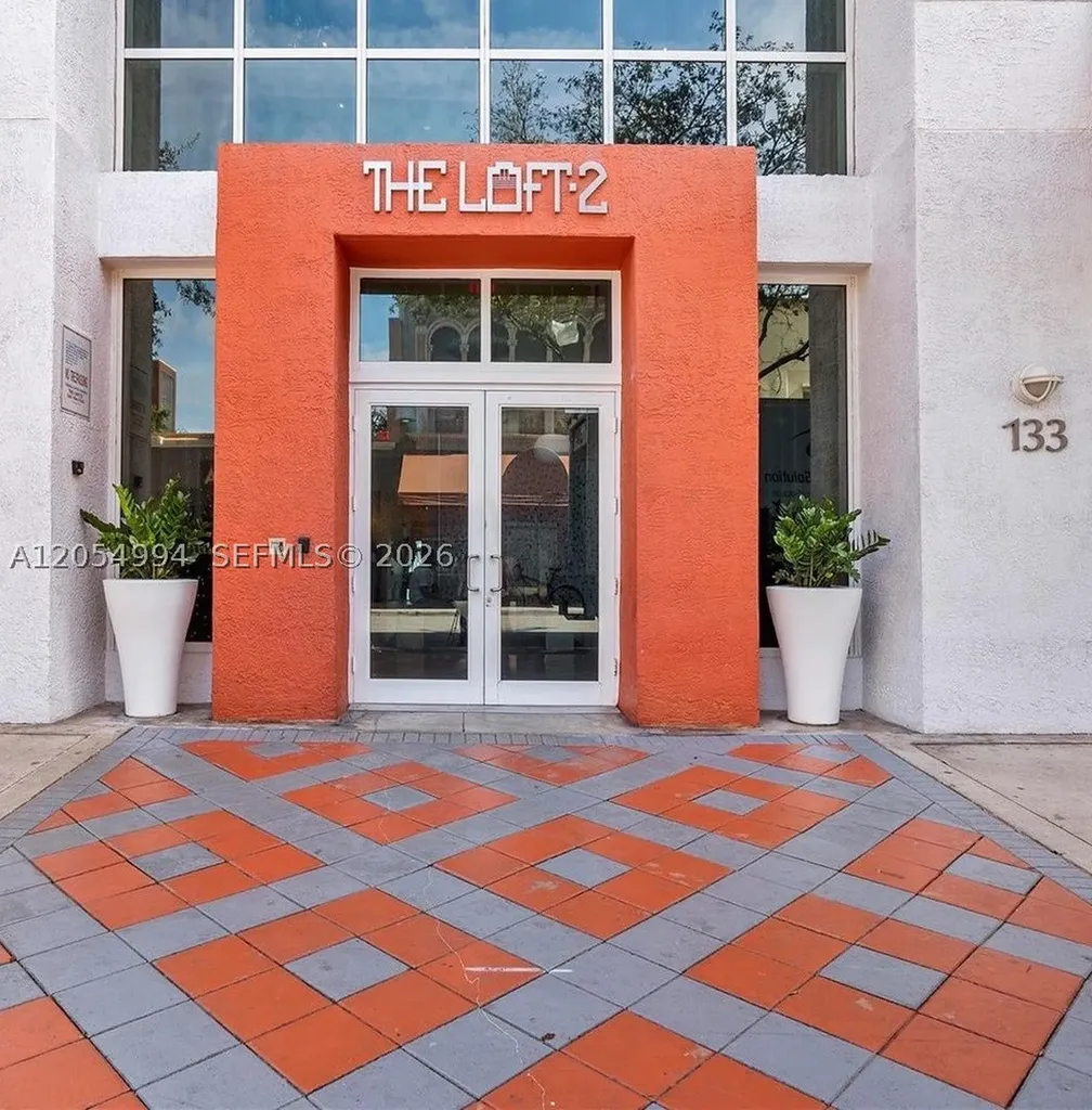 133 NE 2 Avenue Miami FL 33132