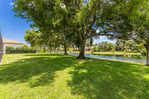 13860 SW 40th Street Davie FL 33330