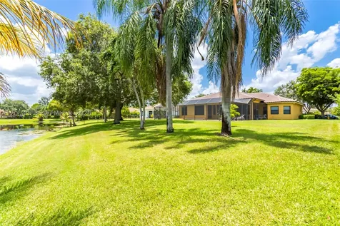 13860 SW 40th Street Davie FL 33330
