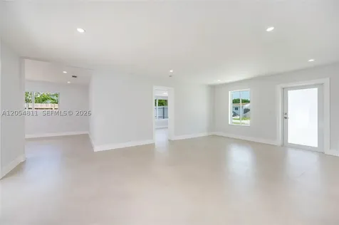 10040 SW 215th Street Cutler Bay FL 33189