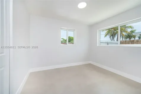 10040 SW 215th Street Cutler Bay FL 33189