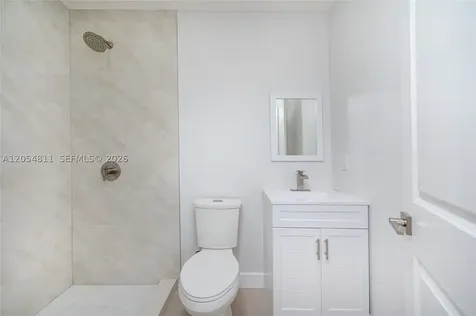 10040 SW 215th Street Cutler Bay FL 33189