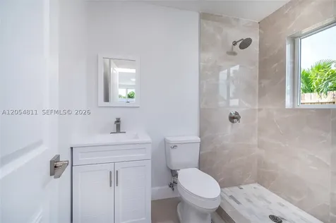 10040 SW 215th Street Cutler Bay FL 33189