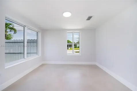 10040 SW 215th Street Cutler Bay FL 33189