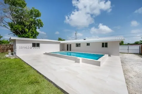 10040 SW 215th Street Cutler Bay FL 33189