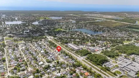 10040 SW 215th Street Cutler Bay FL 33189