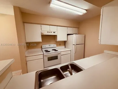 2607 NW 33rd Street Oakland Park FL 33309
