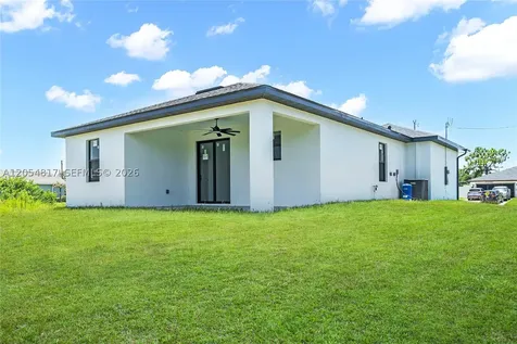 536 Rayford Lehigh Acres FL 33974