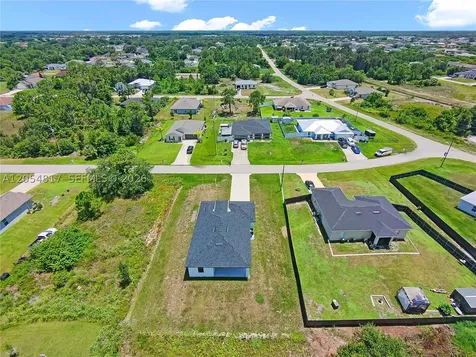 536 Rayford Lehigh Acres FL 33974