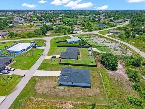 536 Rayford Lehigh Acres FL 33974