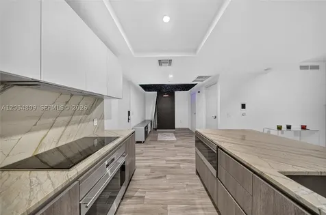 801 S Miami Avenue Miami FL 33130