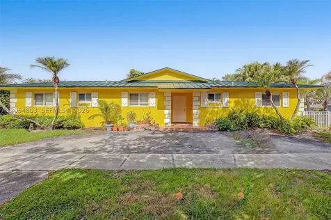 10650 SW 77th Court Pinecrest FL 33156