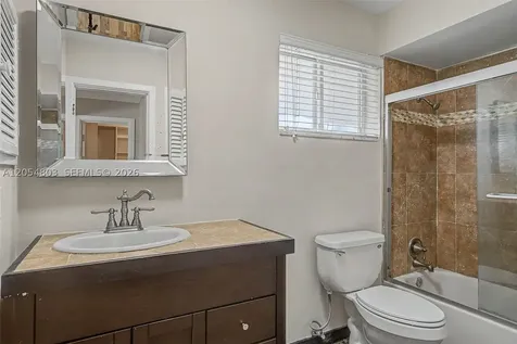 10650 SW 77th Court Pinecrest FL 33156