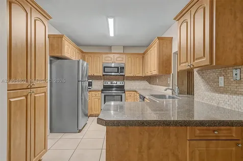 10650 SW 77th Court Pinecrest FL 33156