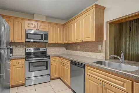10650 SW 77th Court Pinecrest FL 33156