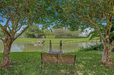 10650 SW 77th Court Pinecrest FL 33156