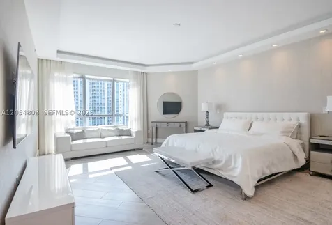 17301 Biscayne Boulevard North Miami Beach FL 33160