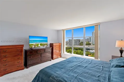 3600 Mystic Pointe Drive Aventura FL 33180