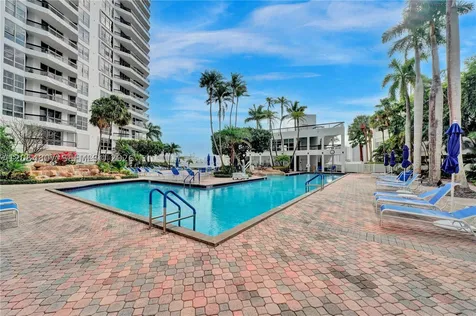 3600 Mystic Pointe Drive Aventura FL 33180