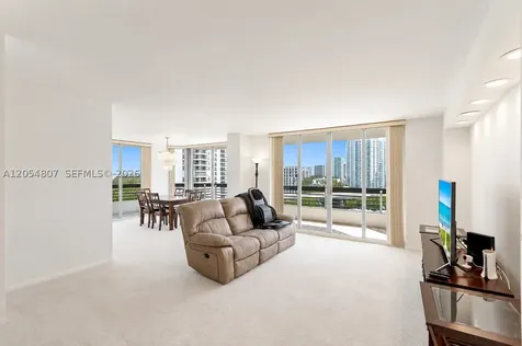 3600 Mystic Pointe Drive Aventura FL 33180