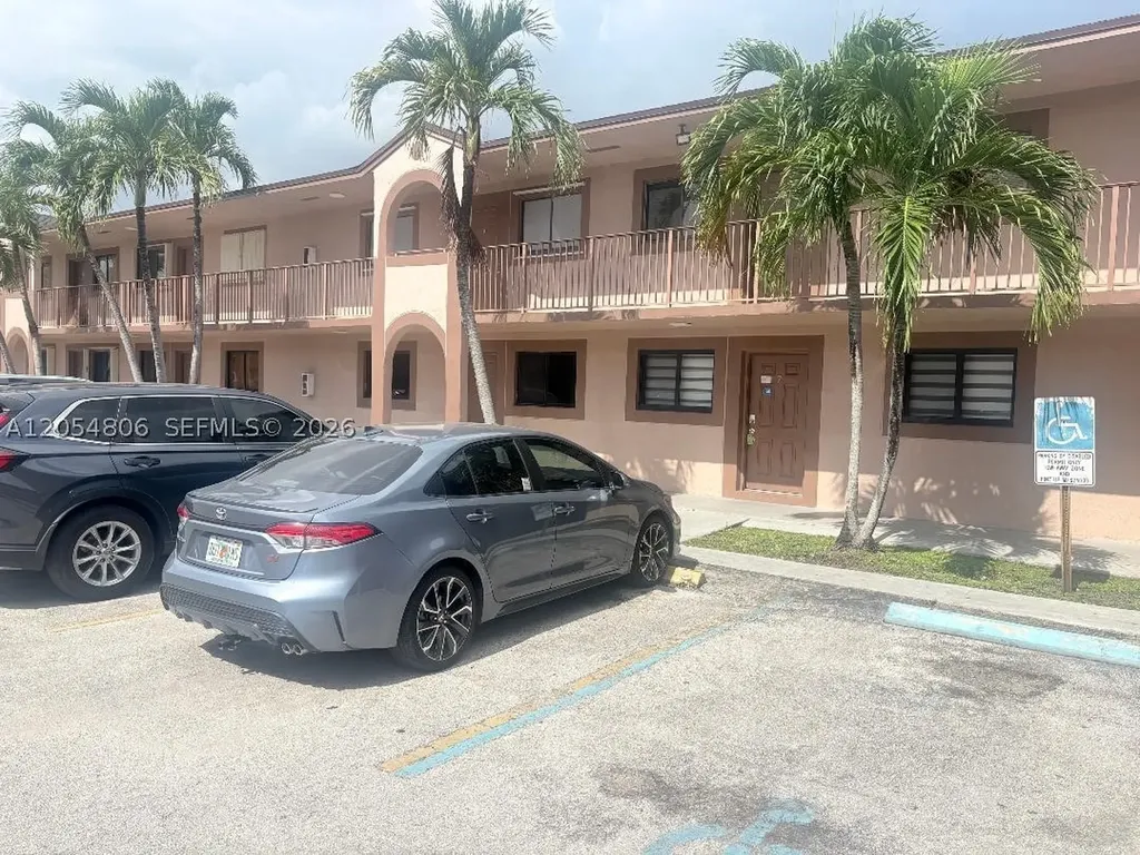 2332 W 56th Street Hialeah FL 33016