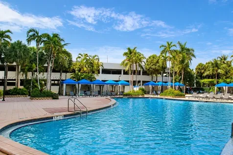 19370 Collins Avenue Sunny Isles Beach FL 33160