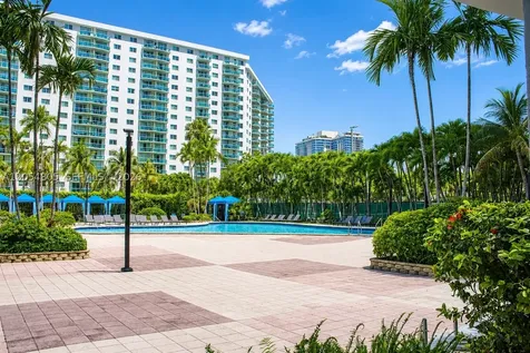 19370 Collins Avenue Sunny Isles Beach FL 33160