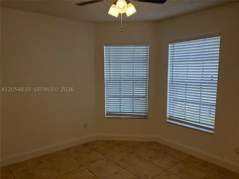 9020 N Lake Park Circle N Davie FL 33328