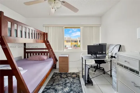 15460 SW 82nd Lane Miami FL 33193