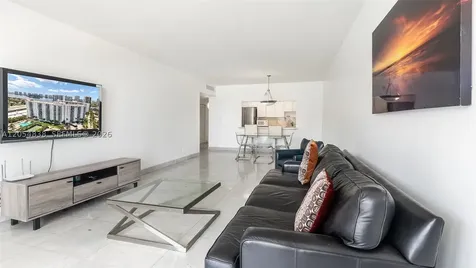 19380 Collins Avenue Sunny Isles Beach FL 33160