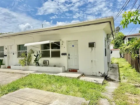 2041 S Jackson Street Hollywood FL 33020
