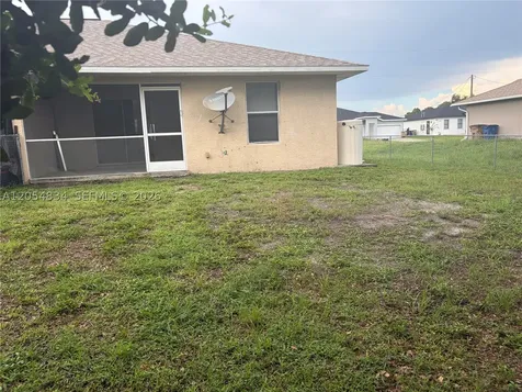 4545 26th Street SW Lehigh Acres FL 33973