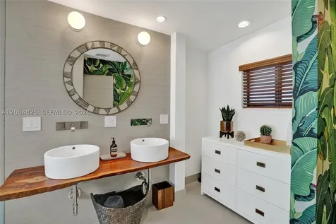 19130 NE 21st Avenue North Miami Beach FL 33179