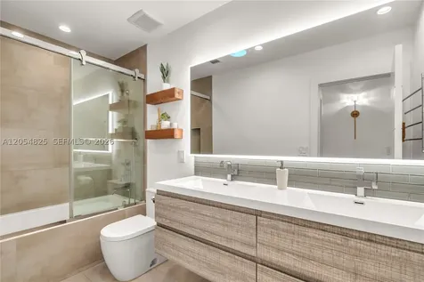 19130 NE 21st Avenue North Miami Beach FL 33179