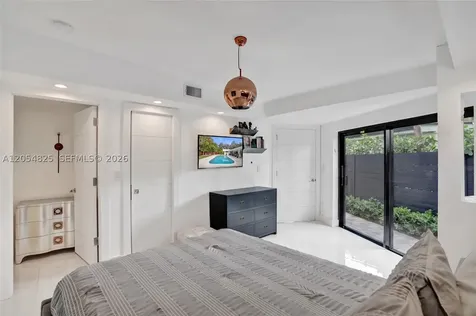 19130 NE 21st Avenue North Miami Beach FL 33179