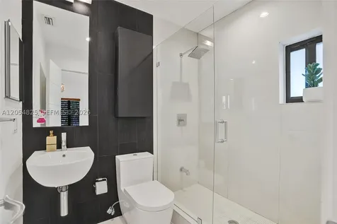 19130 NE 21st Avenue North Miami Beach FL 33179