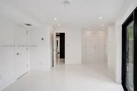 19130 NE 21st Avenue North Miami Beach FL 33179