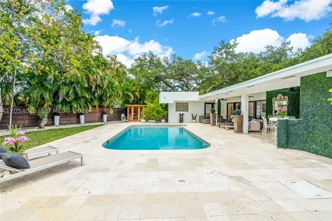 19130 NE 21st Avenue North Miami Beach FL 33179
