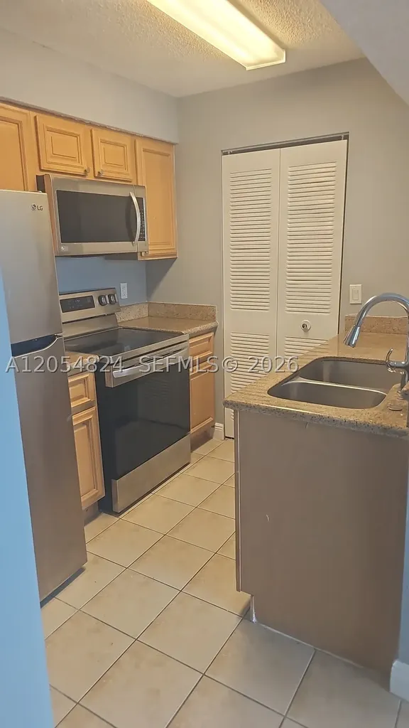 Pompano Beach FL 33069