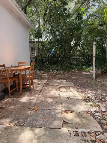 2123 NW 93rd Street Miami FL 33147