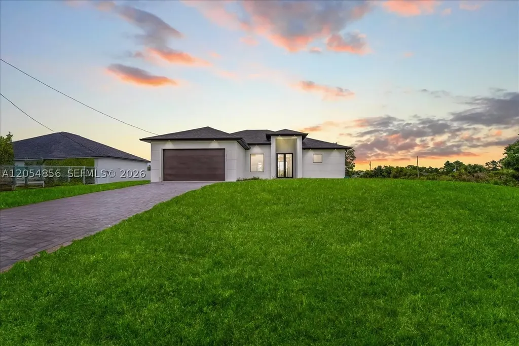 3371 Meadow Road Lehigh Acres FL 33974